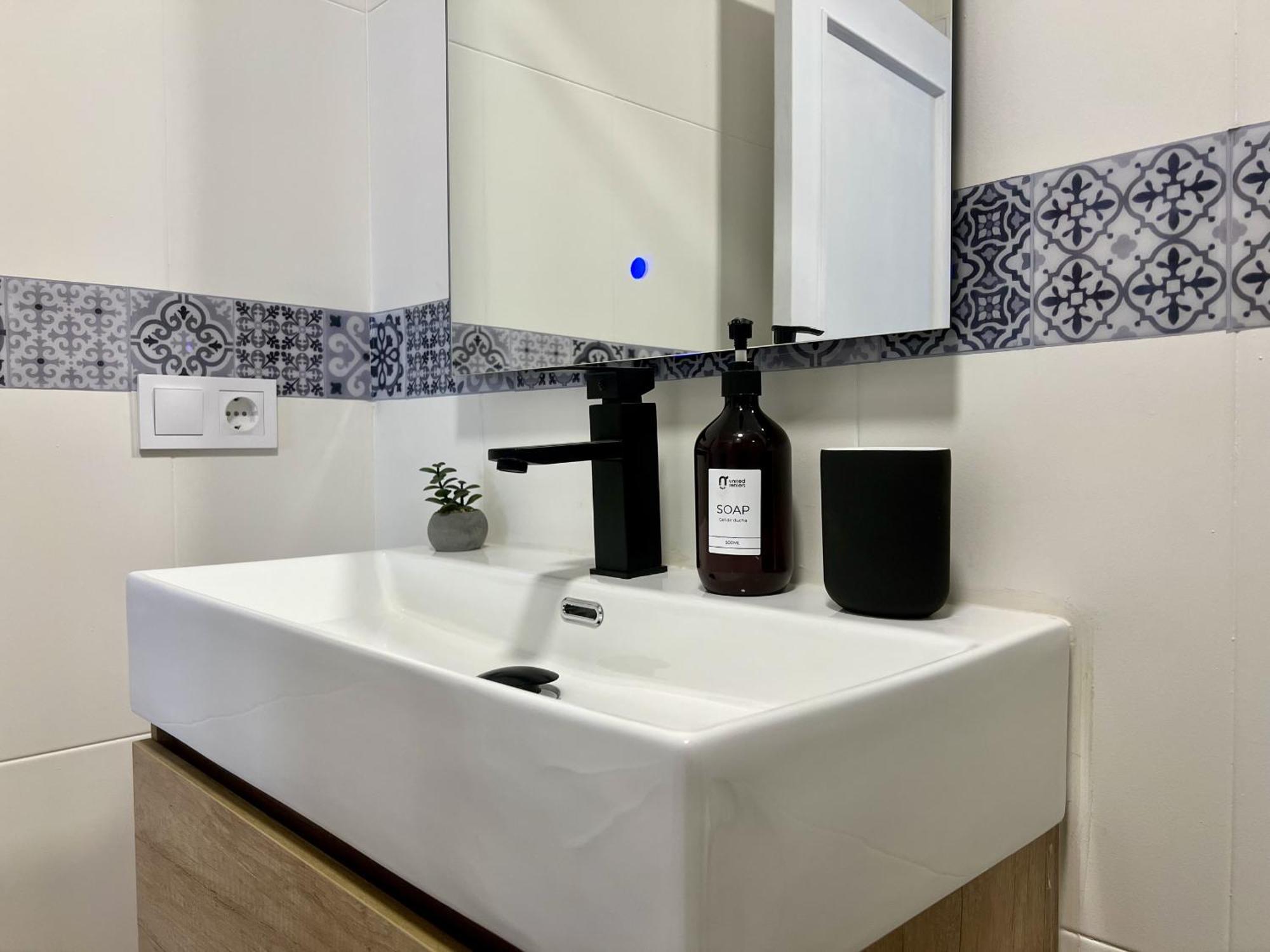 Chapuli By United Renters Leilighet Alicante Eksteriør bilde